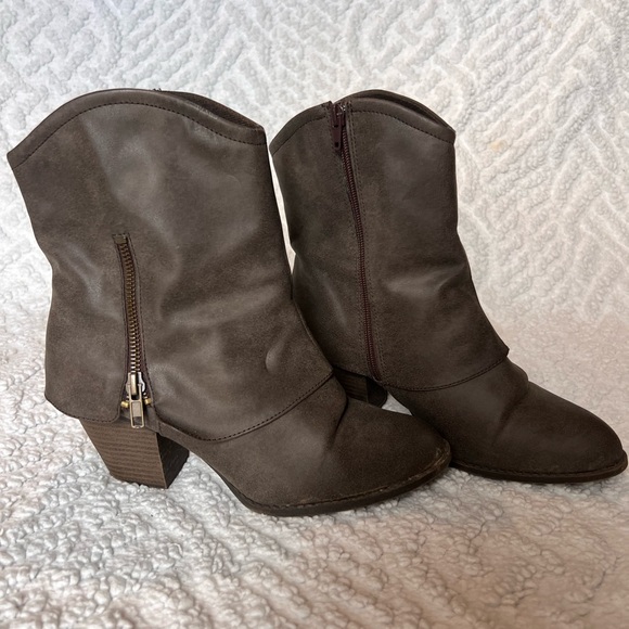 Cottagecore Style Ankle Booties Sz 8.5 - Picture 5 of 12